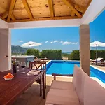 Calma With Heated Pool,jacuzzi, Finnish Sauna And 4 Bedrooms Villa *