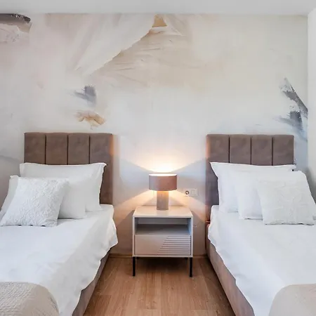 Villa Calma With Heated Pool,jacuzzi, Finnish Sauna And 4 Bedrooms Gata